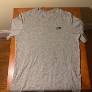 Nike tee